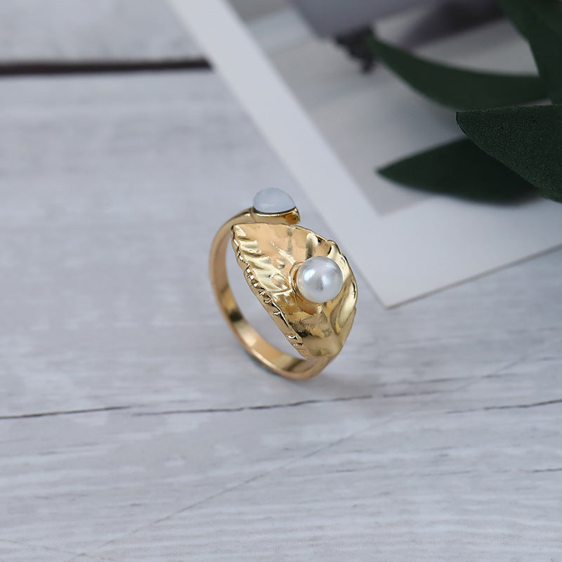 Classic Pearl Ring with Timeless Appeal