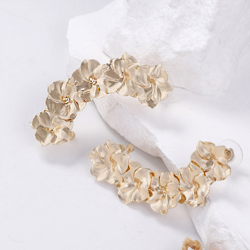 Classic Earring with Timeless Appeal