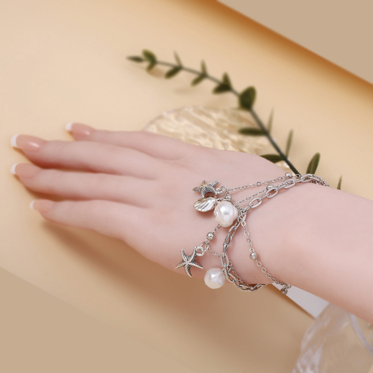 Stunning Pearl Bracelet for Daily Wear