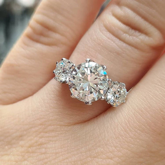 Classic Ring with Timeless Appeal