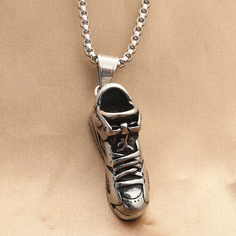 Elegant Pendant for Every Occasion