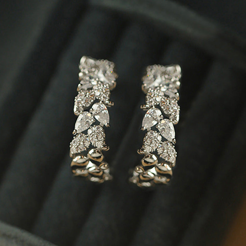 Romantic Earring for Special Moments