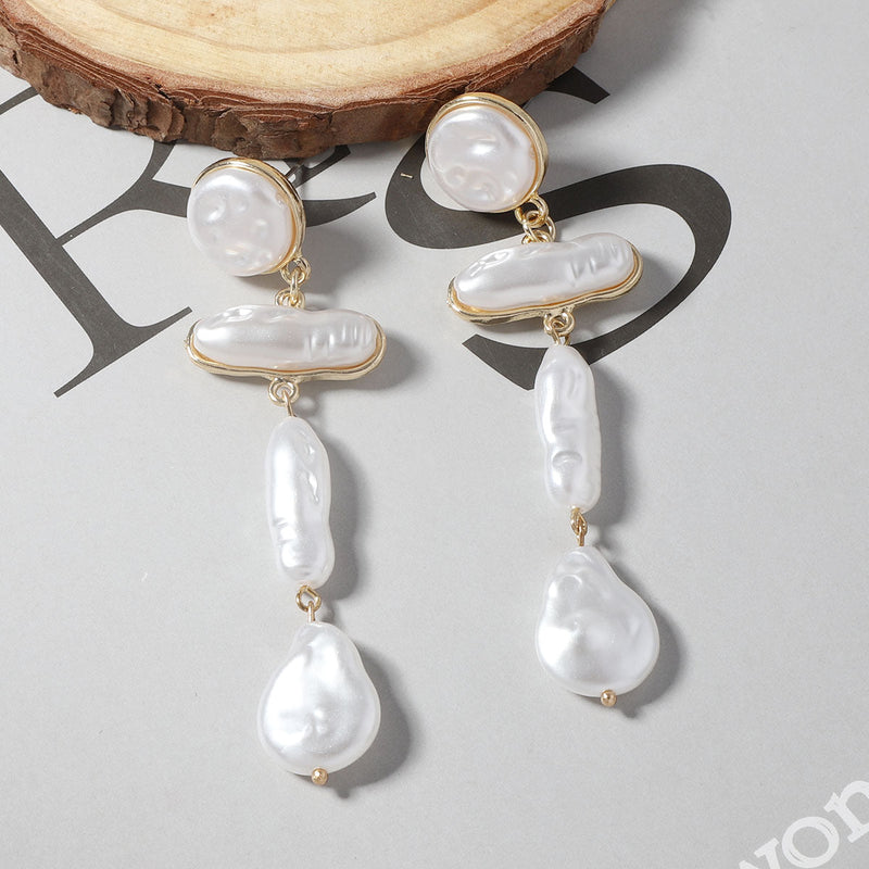 Charming Pearl Earring for Any Occasion