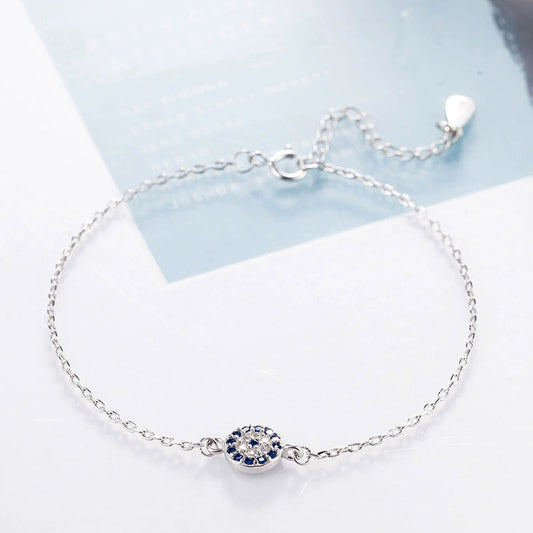 Charming Gold Bracelet for Any Occasion