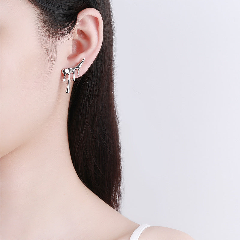 Elegant Gold Earring for Every Occasion