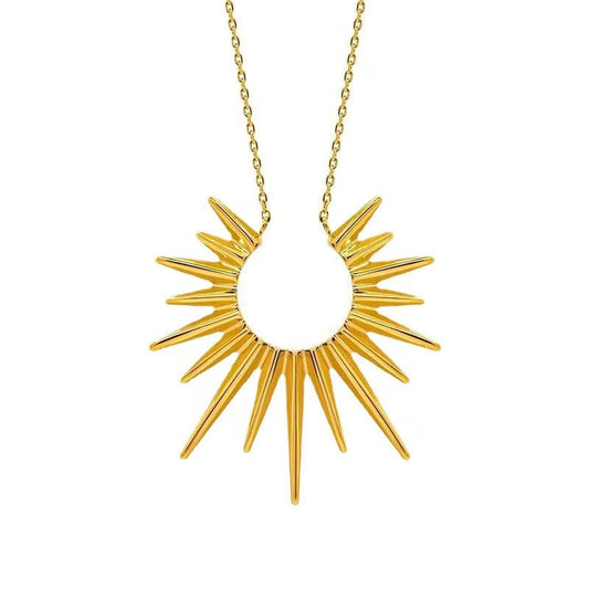 Beautiful Gold Necklace with Unique Style