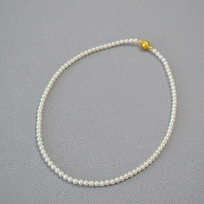 Classic Pearl Necklace with Timeless Appeal