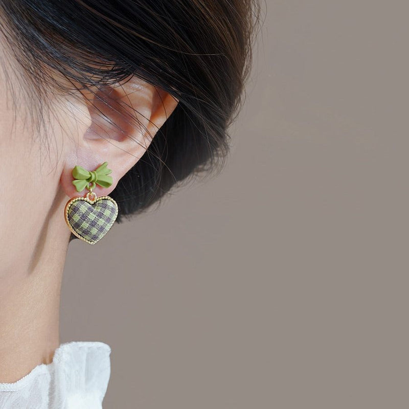 Beautiful Earring with Unique Style
