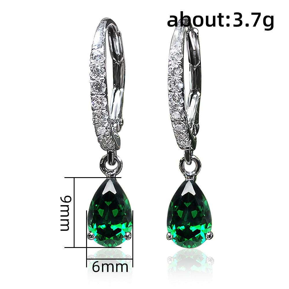 Charming Earring for Any Occasion