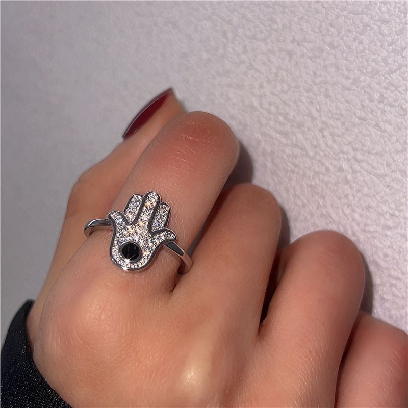 Classic Ring with Timeless Appeal
