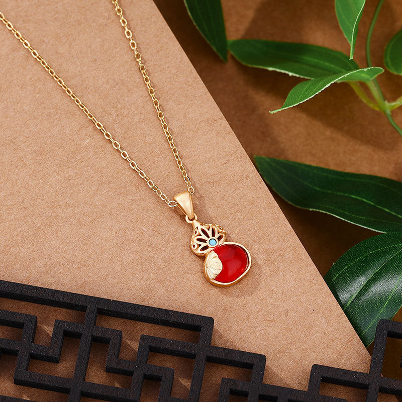 Stunning Gold Necklace for Daily Wear