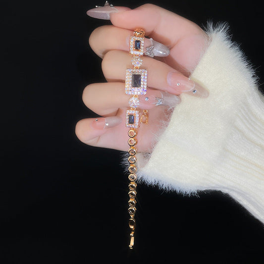 Stunning Bracelet for Daily Wear