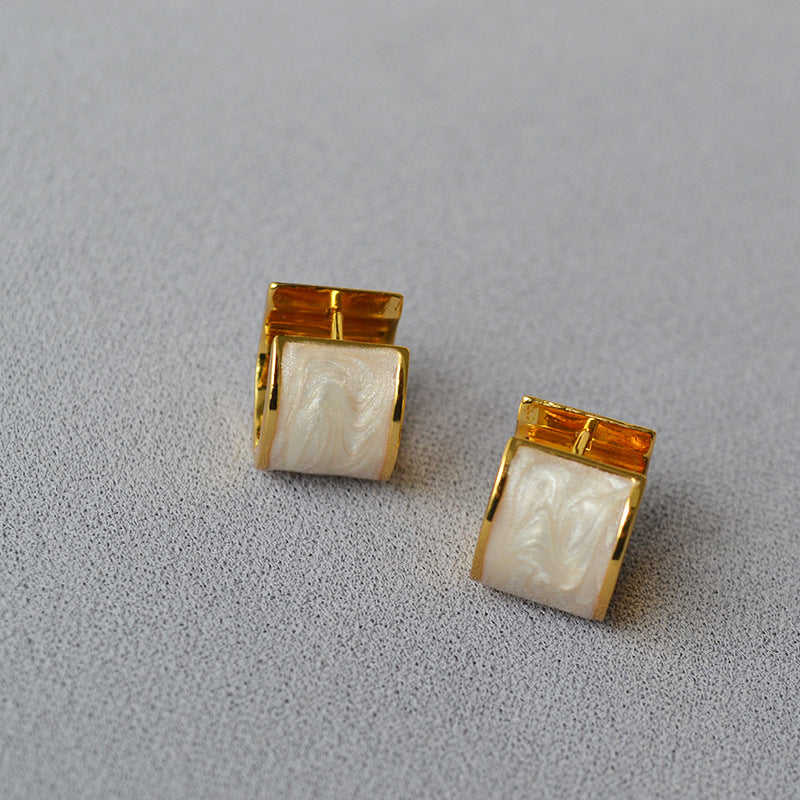 Vintage Handmade Gold Earring