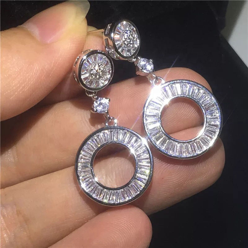 Classic Earring with Timeless Appeal