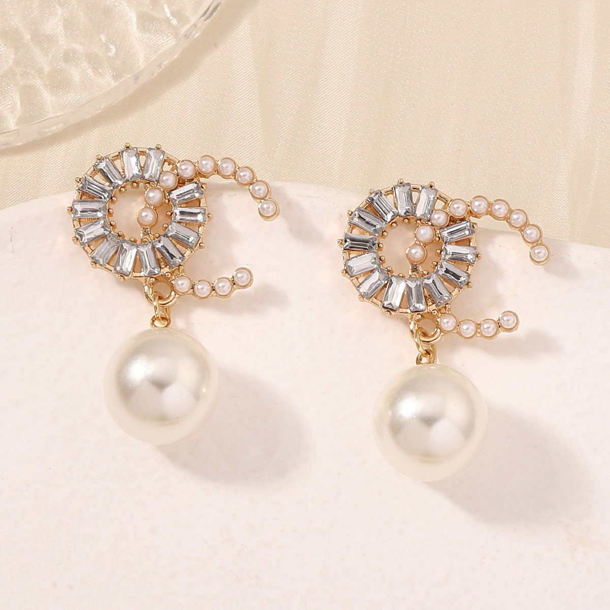 Stunning Earring for Daily Wear