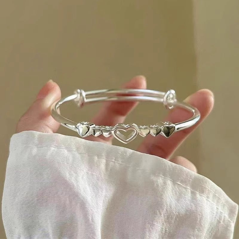 Classic Bracelet with Timeless Appeal