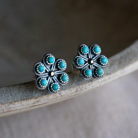 Elegant Silver Earring for Every Occasion