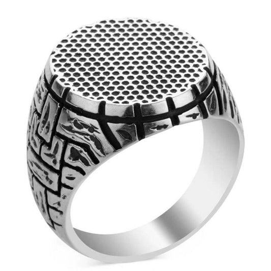 Romantic Silver Ring for Special Moments