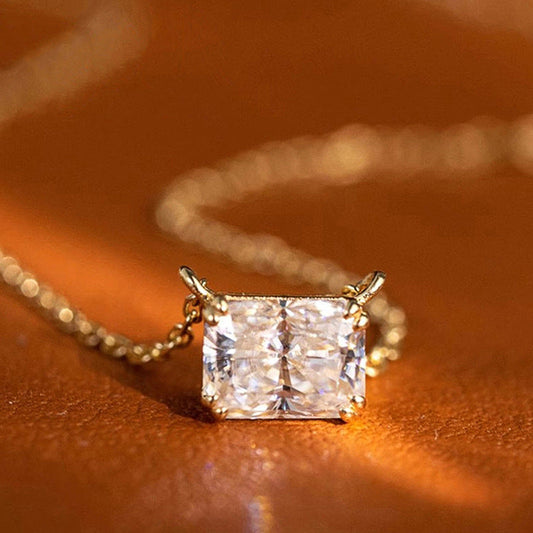Classic Necklace with Timeless Appeal