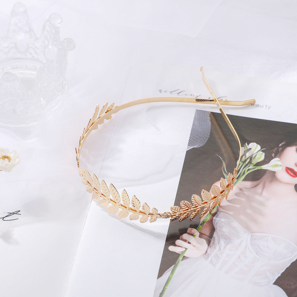 Elegant Gold Piece for Every Occasion