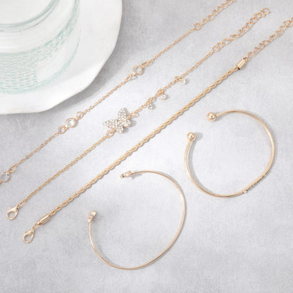 Classic Gold Bracelet with Timeless Appeal