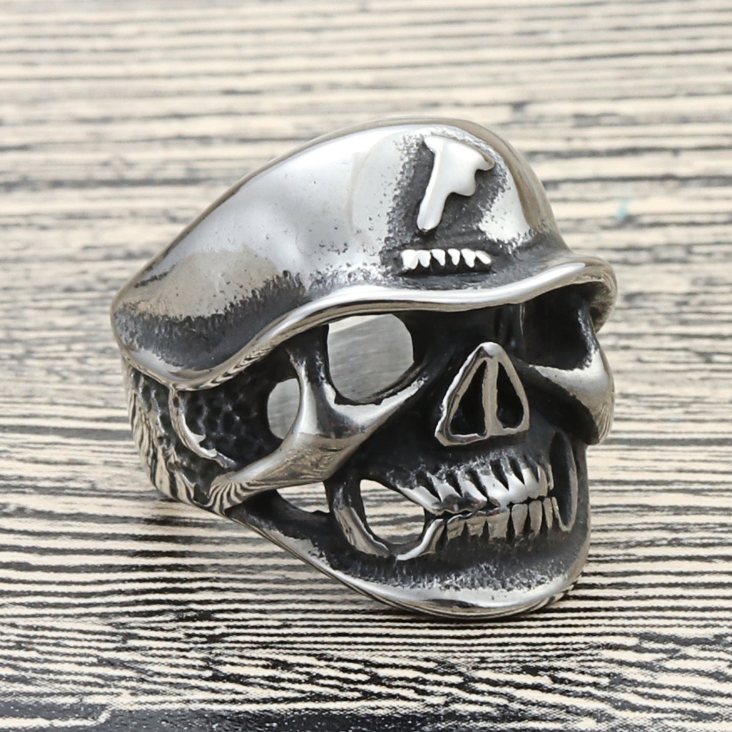 Beautiful Ring with Unique Style