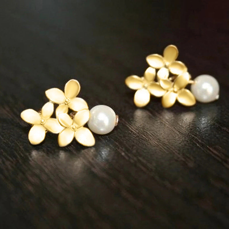 Delicate Artisan Pearl Earring