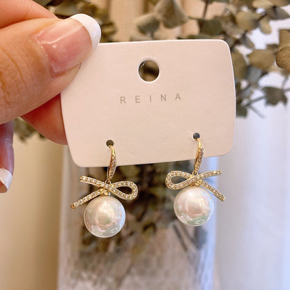 Romantic Pearl Earring for Special Moments