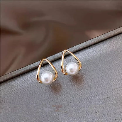 Romantic Pearl Earring for Special Moments