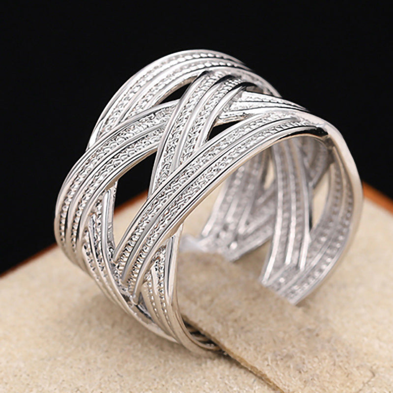 Charming Silver Ring for Any Occasion