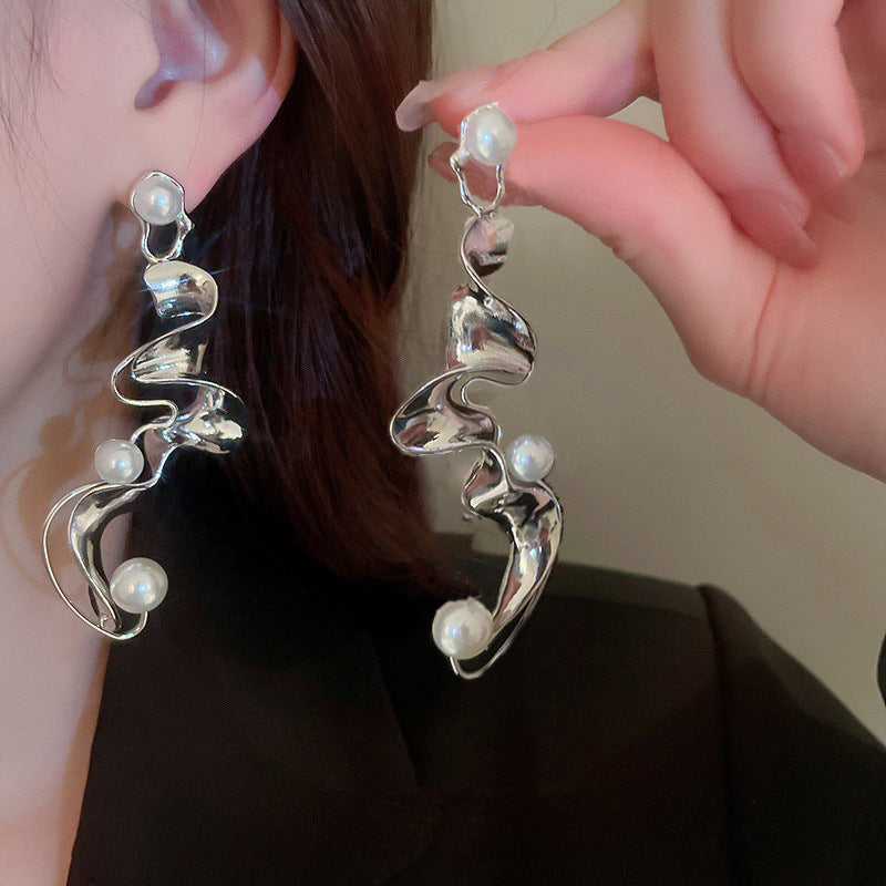 Charming Pearl Earring for Any Occasion