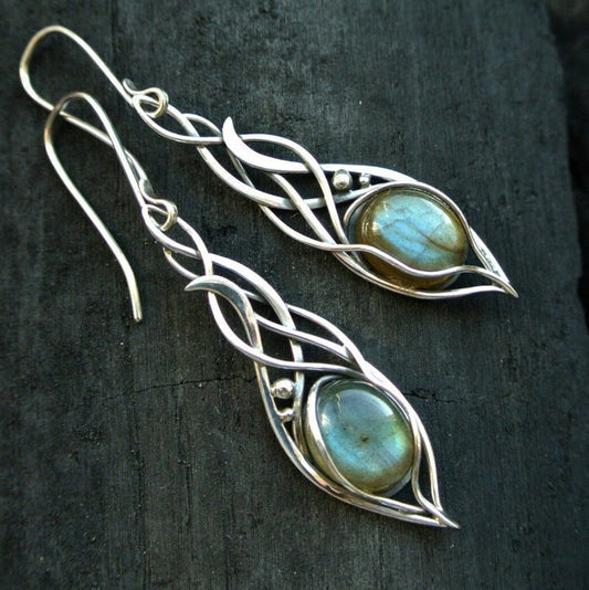 Stunning Earring for Daily Wear