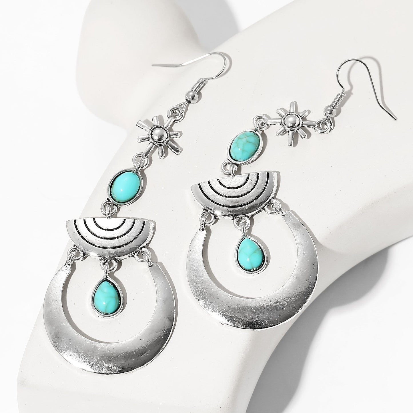 Classic Earring with Timeless Appeal