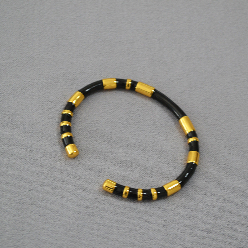 Stunning Gold Bracelet for Daily Wear