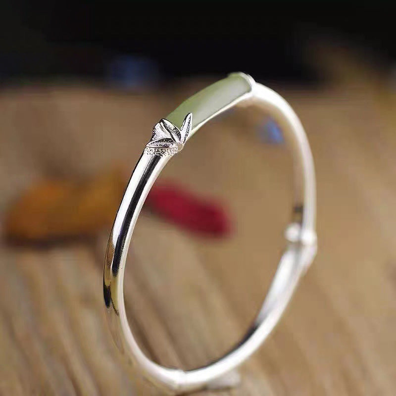 Romantic Silver Bracelet for Special Moments