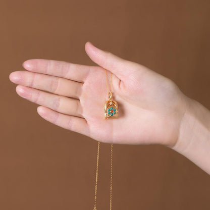 Beautiful Gold Necklace with Unique Style
