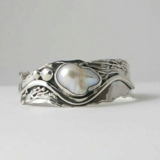 Classic Ring with Timeless Appeal
