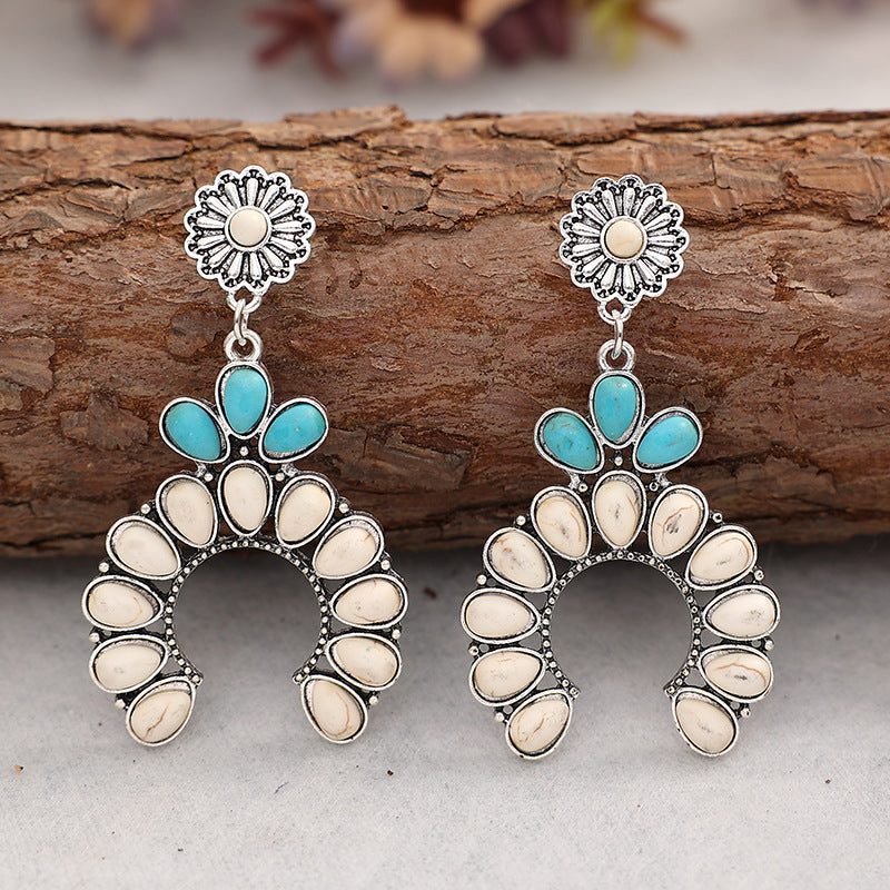Classic Earring with Timeless Appeal