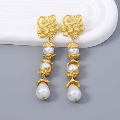 Romantic Pearl Earring for Special Moments