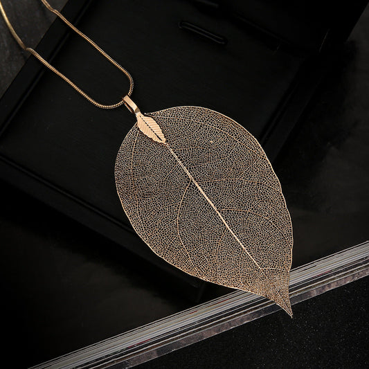 Stunning Gold Necklace for Daily Wear