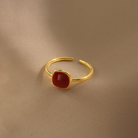 Stunning Gold Ring for Daily Wear