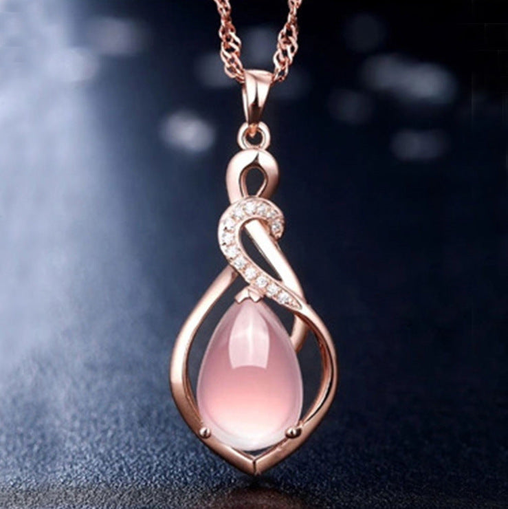 Classic Gold Necklace with Timeless Appeal