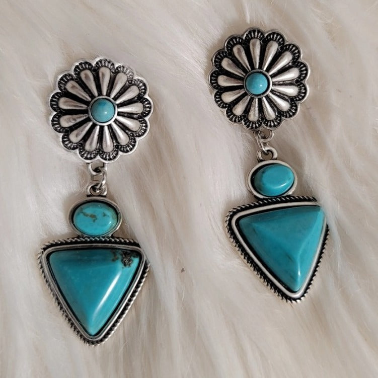 Vintage Handmade Silver Earring