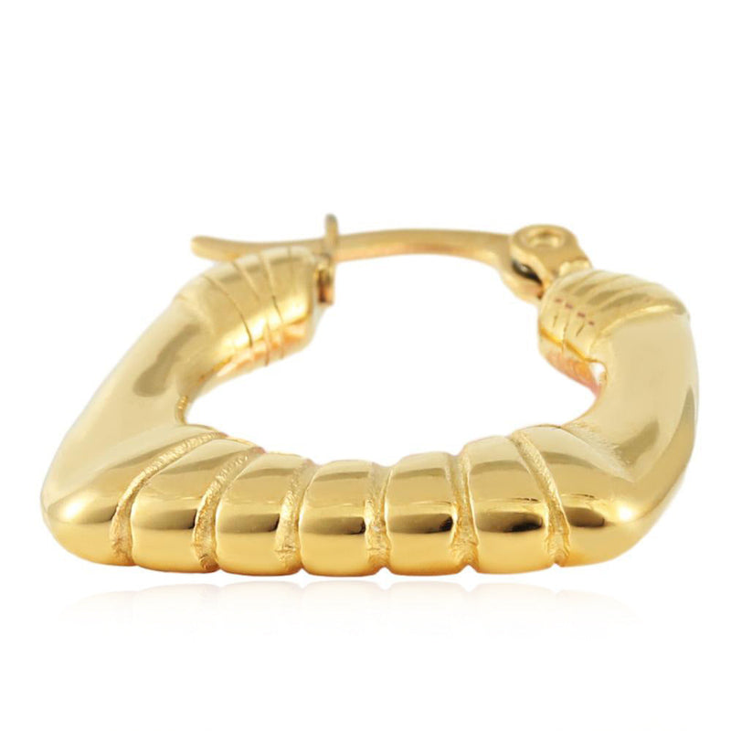 Classic Gold Earring with Timeless Appeal