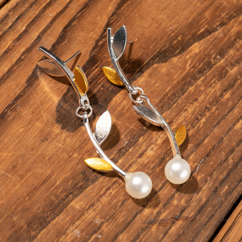 Elegant Silver Earring for Every Occasion