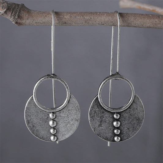 Charming Earring for Any Occasion