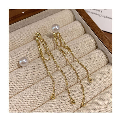 Romantic Pearl Earring for Special Moments
