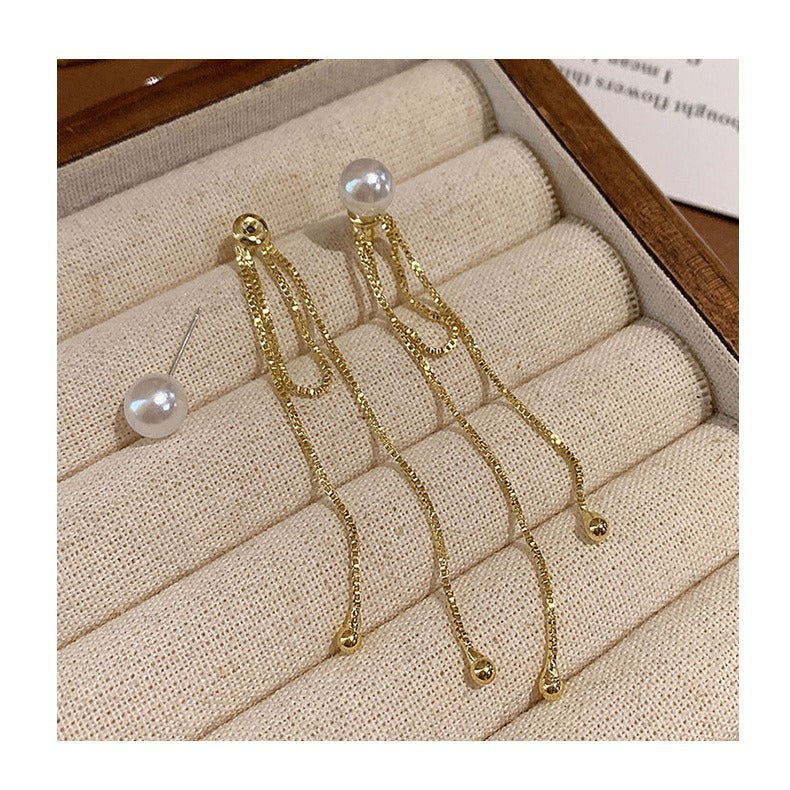 Romantic Pearl Earring for Special Moments