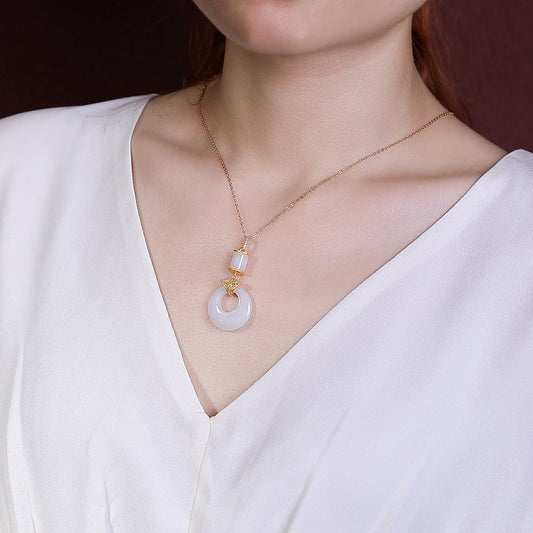 Beautiful Gold Pendant with Unique Style