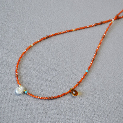 Beautiful Pearl Necklace with Unique Style